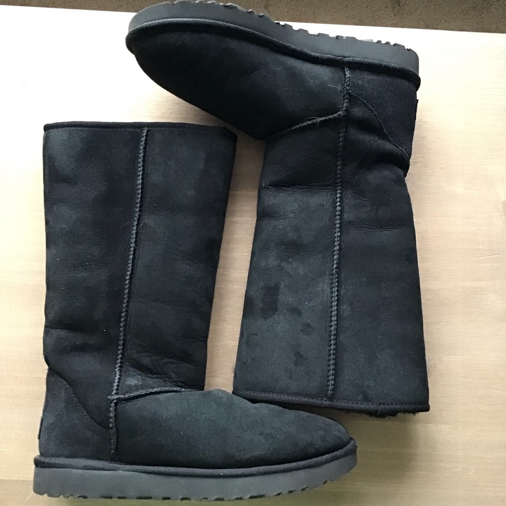 UGG Classic Tall II black boots size 10